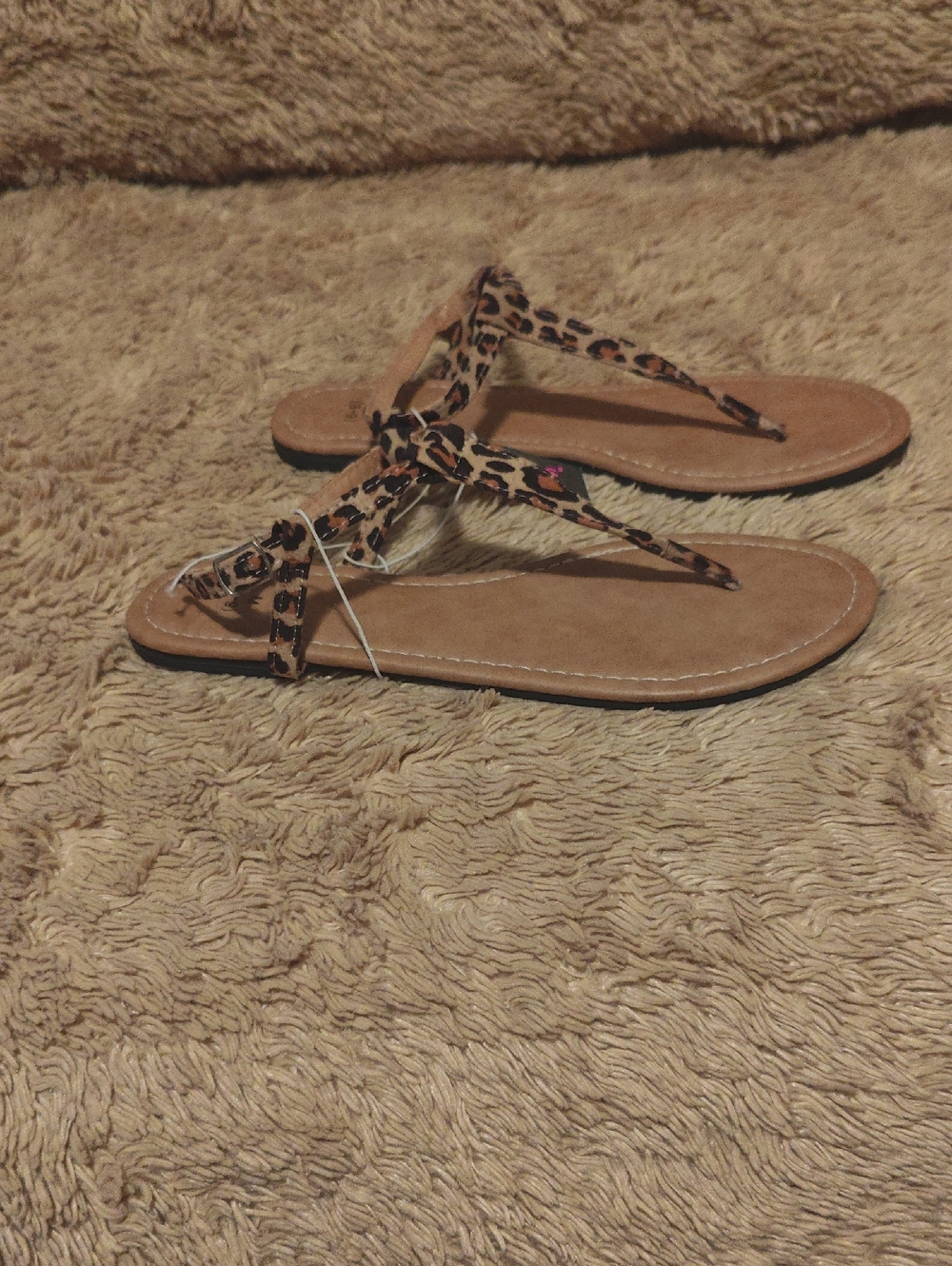 Leopard Print Thong Sandals in Tan Footbed